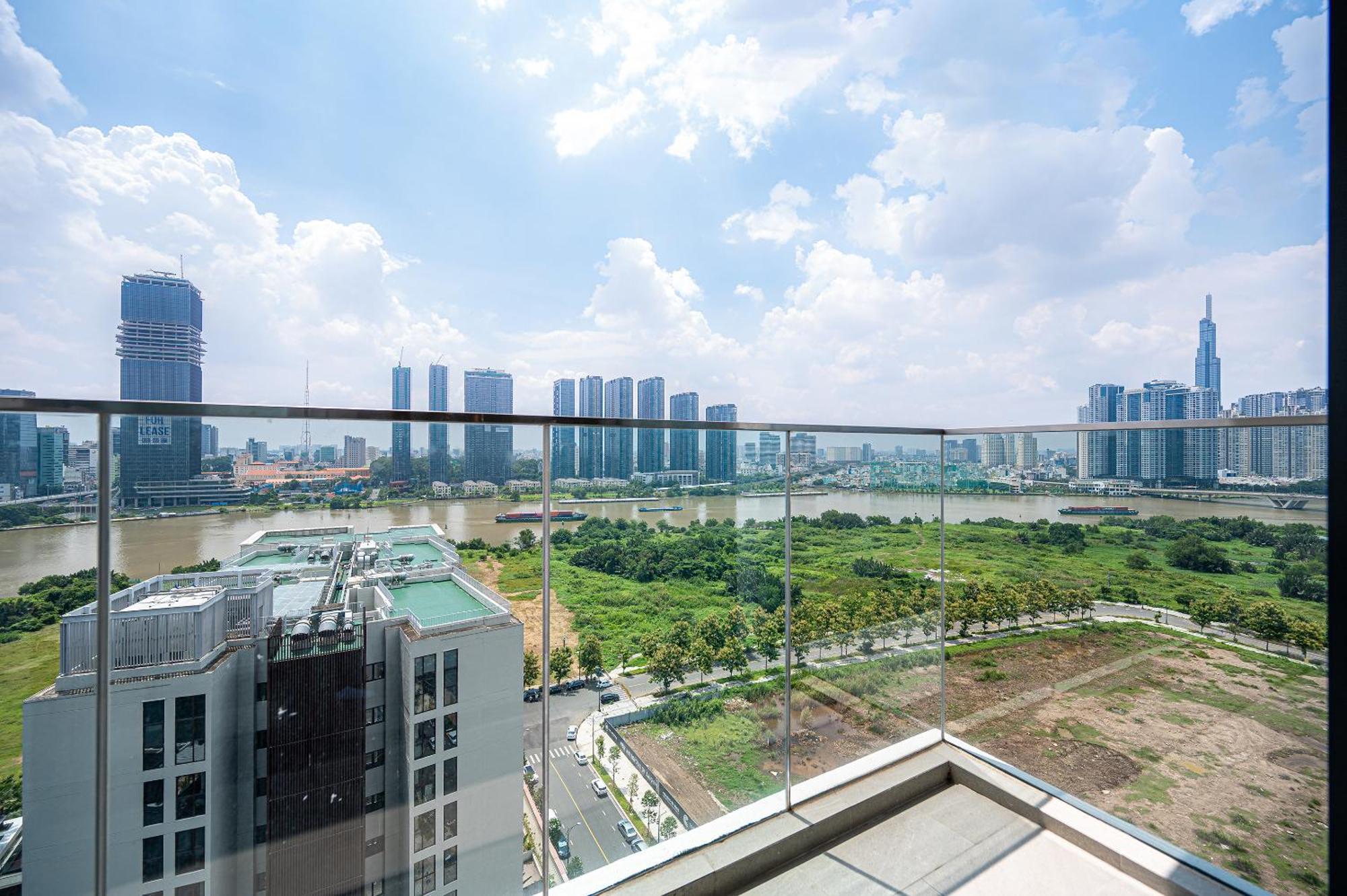 Metropole Thu Thiem Apartment Ho Chi Minh City Bagian luar foto